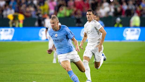 Manchester City vs. Manchester United Prediction with Bet365